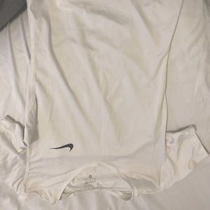 White Nike dri-fit